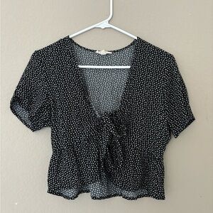 Pacsun LA hearts tie shirt. Size: small